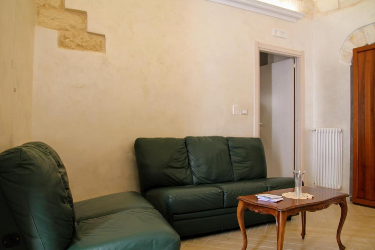 Rooms Dimora Arco - Affitti Brevi Italia Monte SantʼAngelo Exterior foto